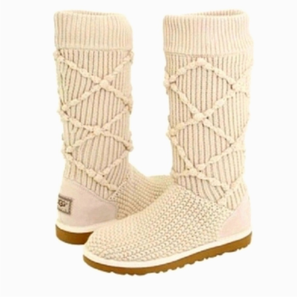 UGG Ivory Beige Argyle Sock Boot.   Size 8 Like new condition.